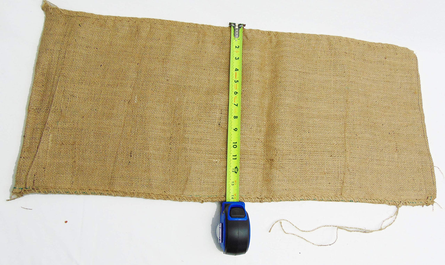 AAYU Large Burlap Sacks 14 x 26 Inch Jute Drawstring Bags for Potato Onion Vegetables Coffee Beans Adult Bag Races (20 Pack)