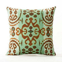 Load image into Gallery viewer, AAYU Pillow Covers | 18 X 18 Inch | 45 X 45 cm | 4 Piece Set | Decorative Pillow Cushion Covers for Sofa and Bedroom | Feathers Pattern Printed on Both Sides