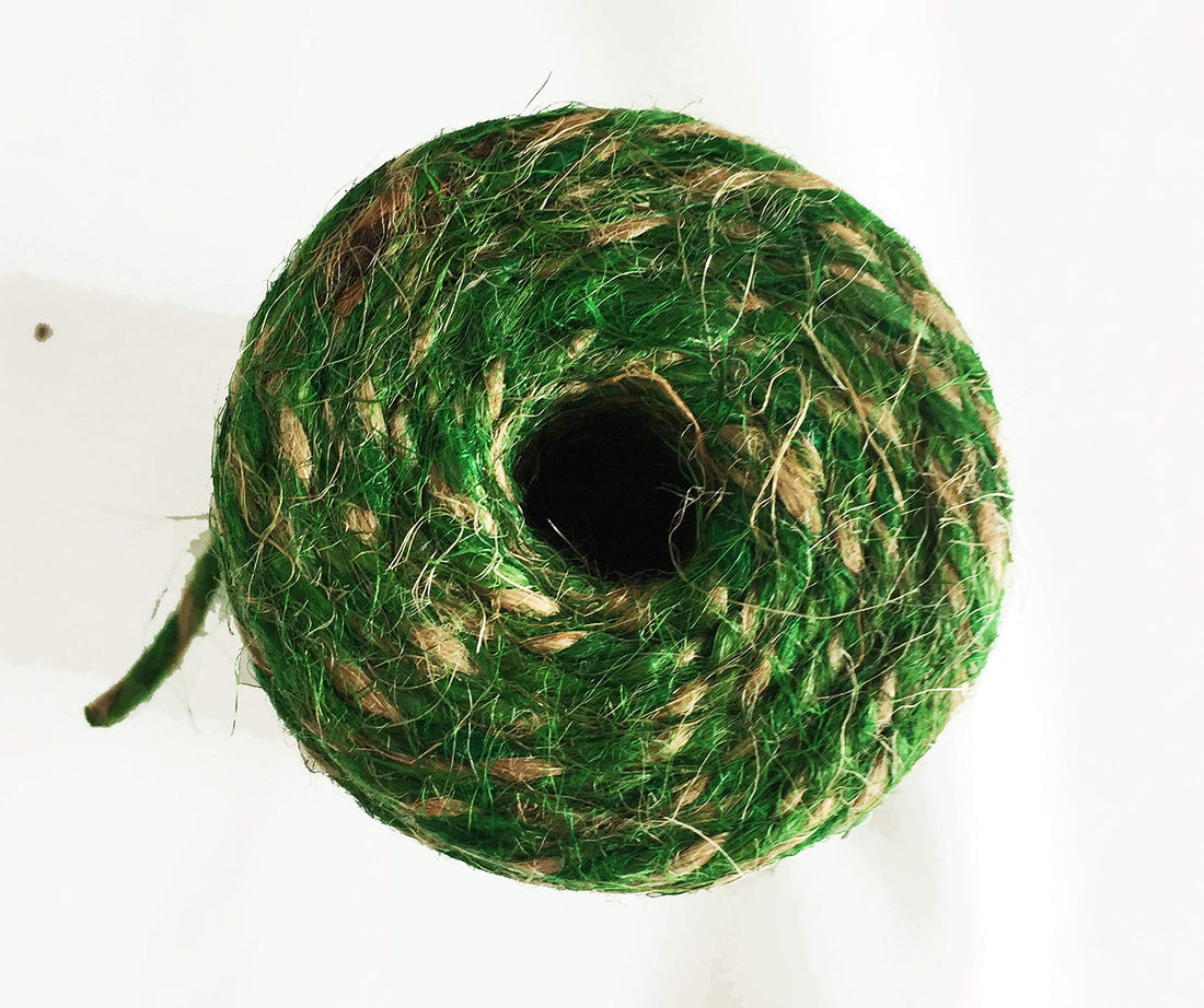 AAYU Jute Twine 200 Feet 3 Ply Green and Natural Colored Twisted Hemp Yarn for Arts and Crafts Packing Gift Wrapping Decorations Gardening